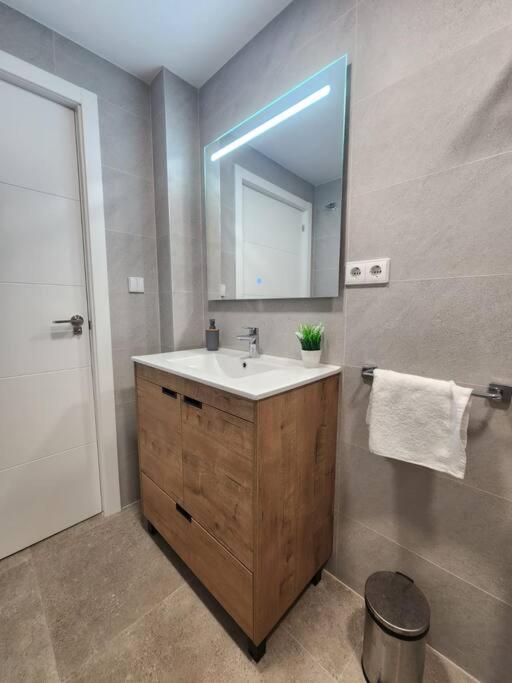 Piso De Diseno Elche Apartamento Exterior foto